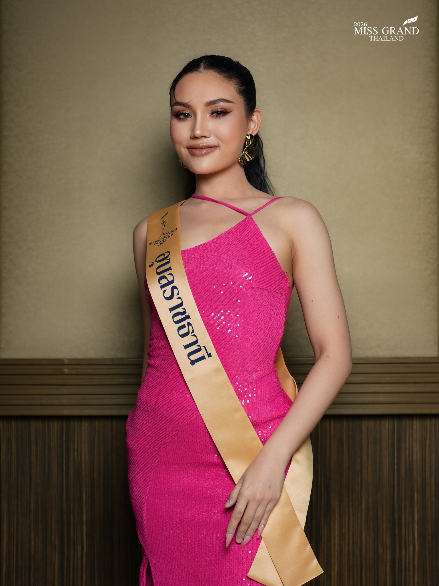 วารี เสนาะวาที